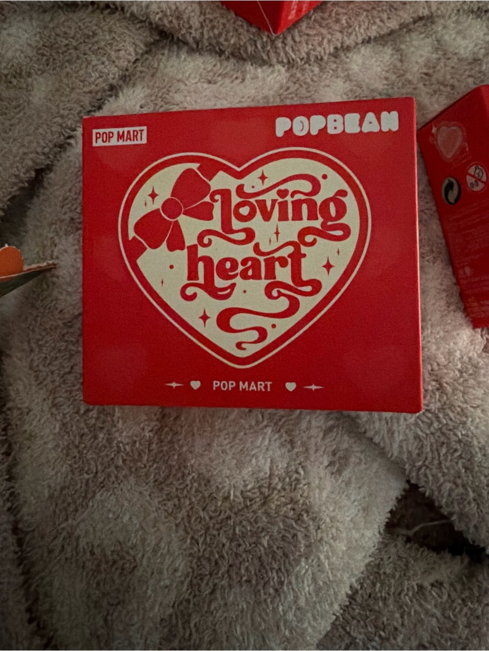 POP MART PopBean "Loving Heart" Red Collectible Box with 3 pop beans